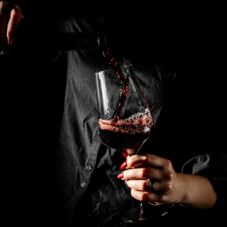 Let Us Entertain You (United Cellars Welcome Pack)
